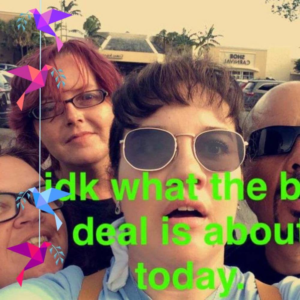 Meet your Posher, Julia